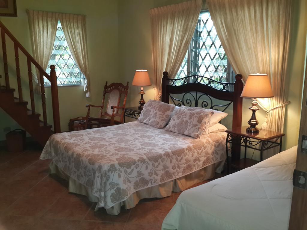 Park Eden Bed & Breakfast Los Llanitos Habitación foto
